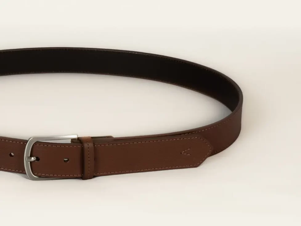 Essentielle marron