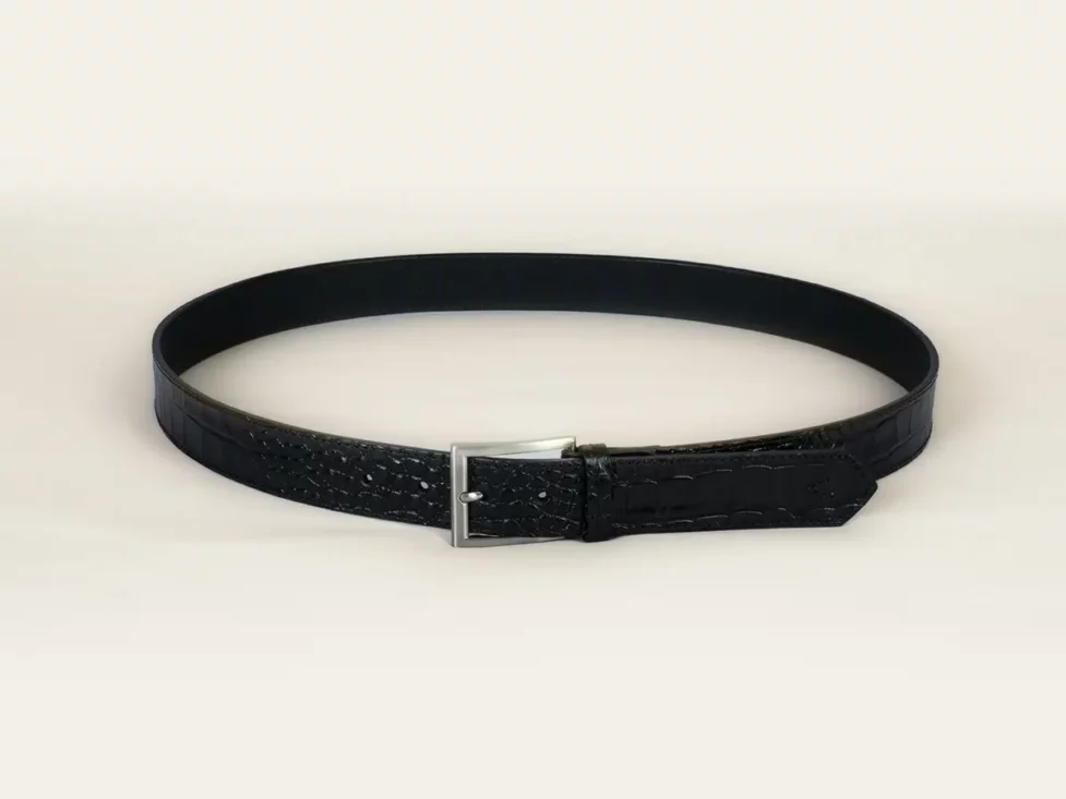 ceinture, ceinture cuir, cuir noir, indomptable, cuir de vachette, ceinture en cuir noire, aparté, artisan créateur, cuir crocodile