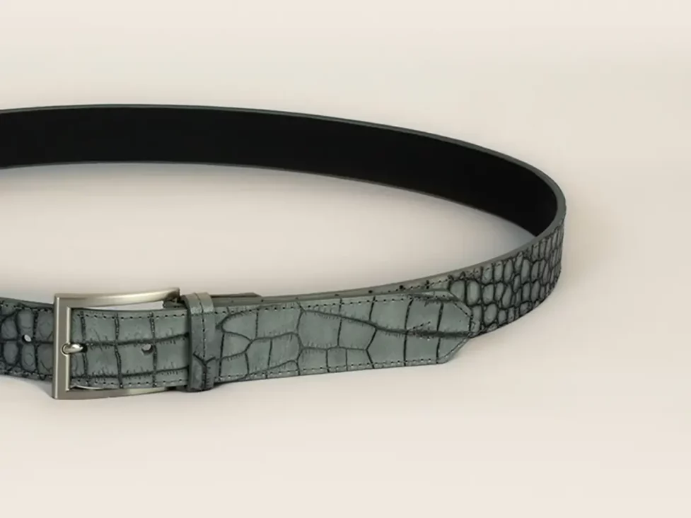 ceinture, ceinture cuir, cuir gris, indomptable, cuir de vachette, ceinture en cuir grise, aparté, artisan créateur, cuir crocodile