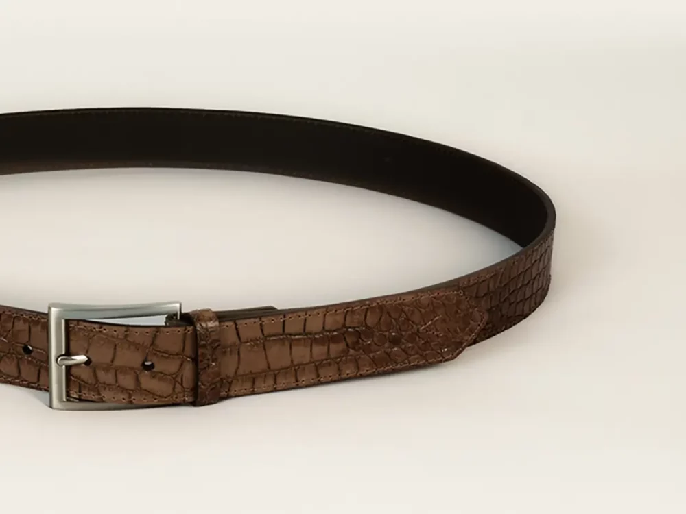 ceinture, ceinture cuir, cuir marron, indomptable, cuir de vachette, ceinture en cuir marron, aparté, artisan créateur, cuir crocodile