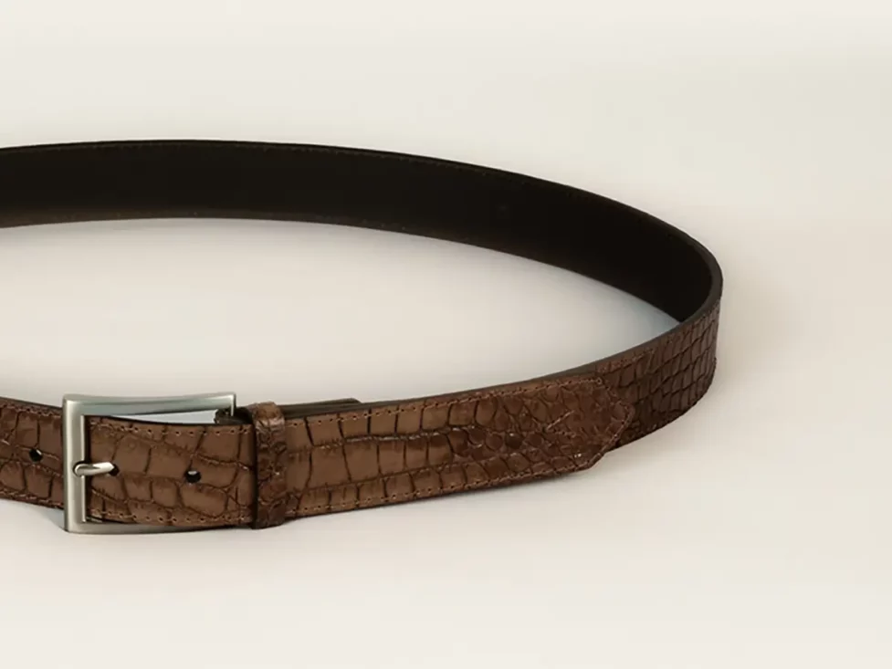 ceinture, ceinture cuir, cuir marron, indomptable, cuir de vachette, ceinture en cuir marron, aparté, artisan créateur, cuir crocodile